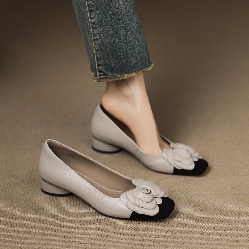 Scarpe singole con fiori alla  - Women'S Shoes Large recensione e prezzo