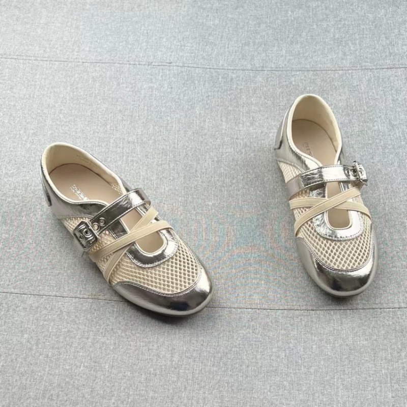 Nuove Sneakers Intrecciate con - Women Shoes Store recensione e prezzo