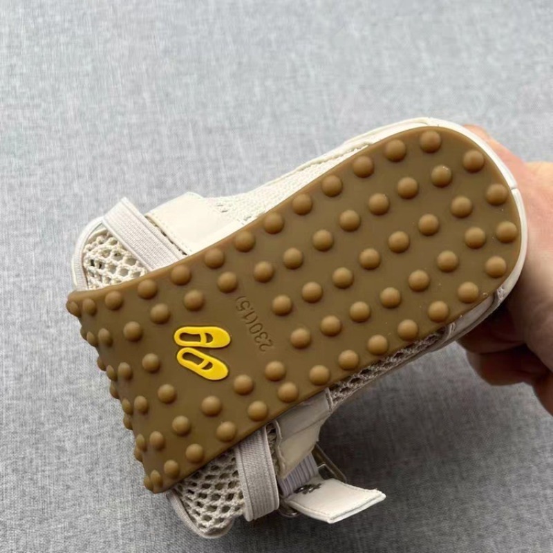 Nuove Sneakers Intrecciate con - Women Shoes Store recensione e prezzo