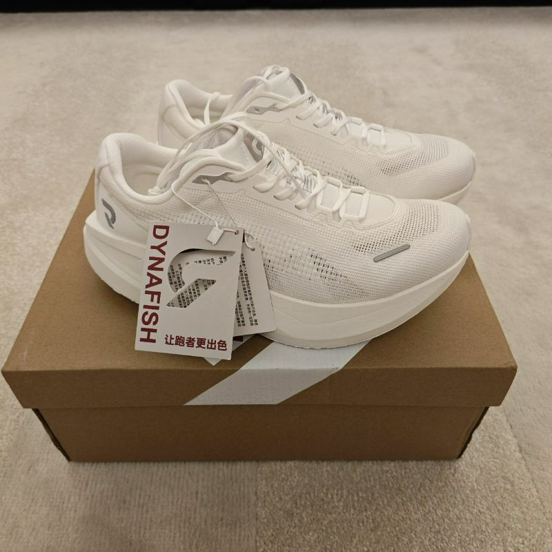 Scarpe da Corsa DYNAFISH per U - Women'S Shoes Vs Men'S recensione e prezzo