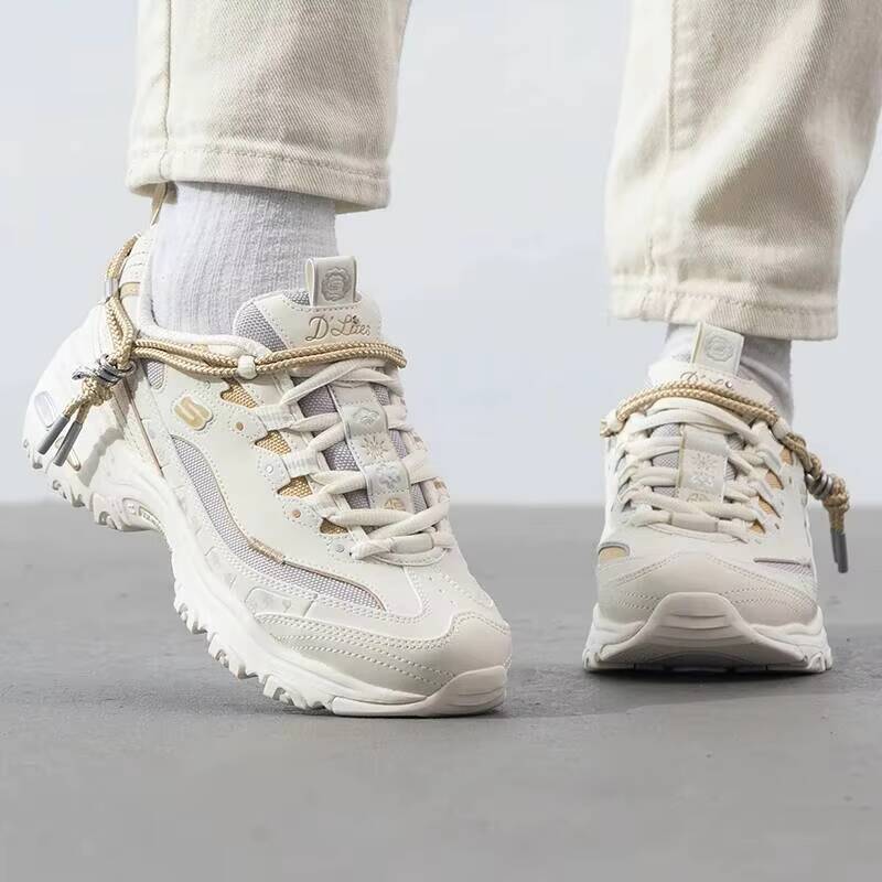 Skechers Nuove Scarpe D'Lites  - Women Shoes Skechers recensione e prezzo